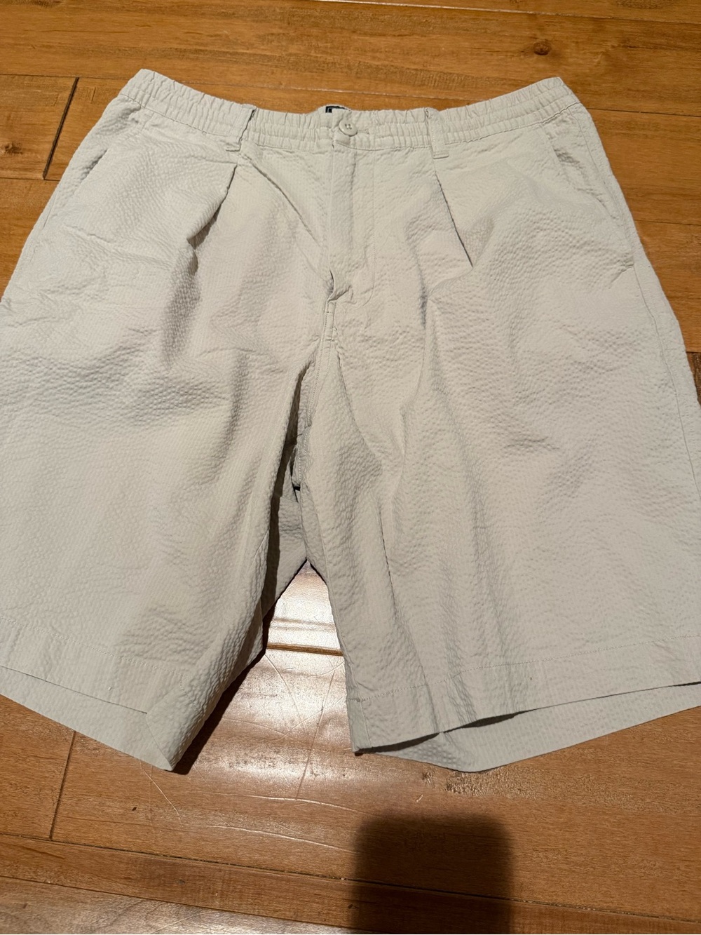Todd Snyder Men's medium Light Beige Seersucker Shorts